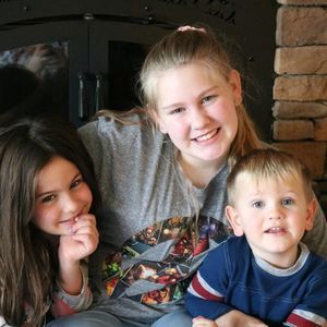 Meet your Posher, Crystal holloway